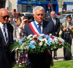 M BRUNEAU MAIRE DE CAEN1